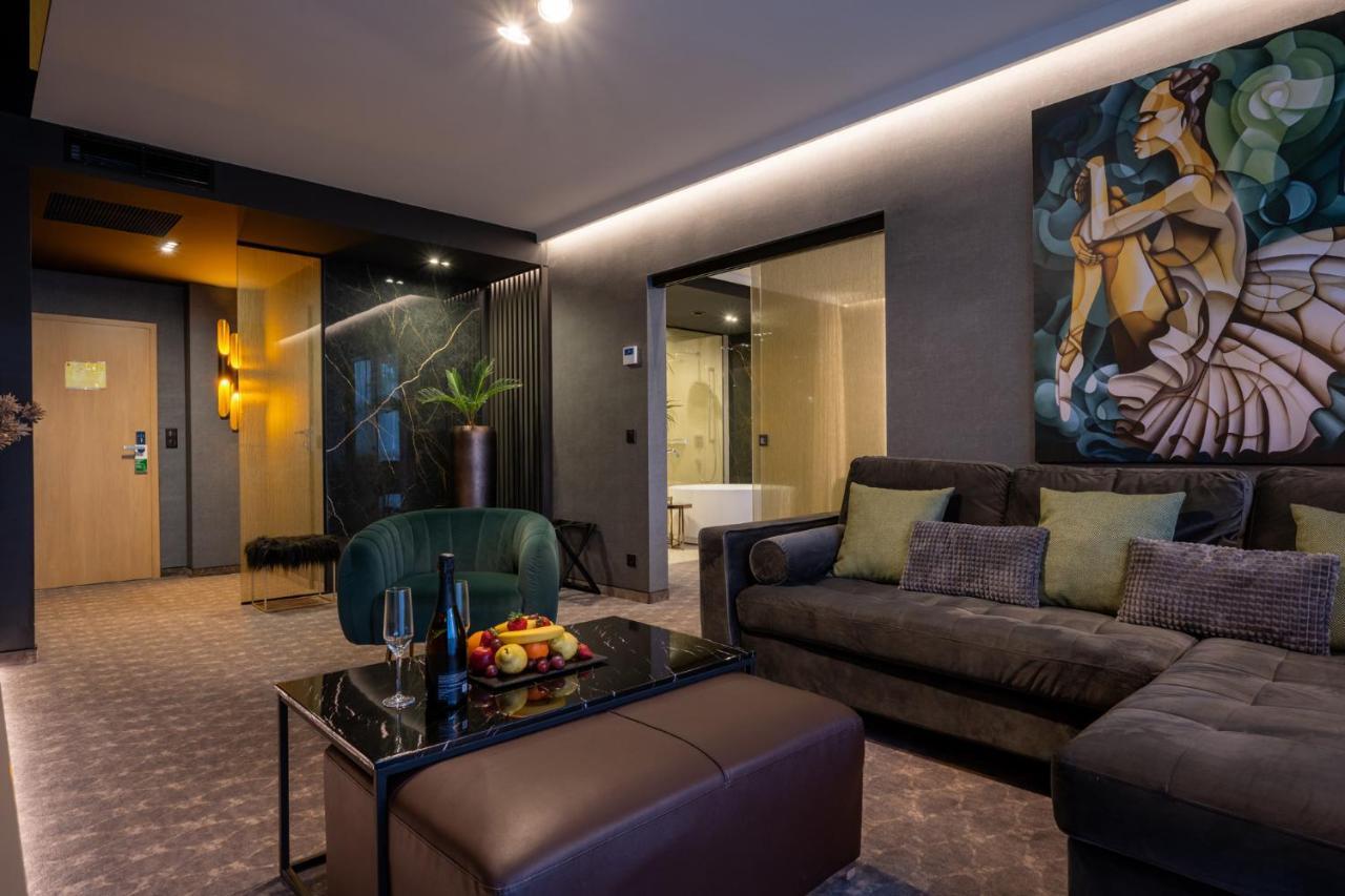 Hotel Bodrog Wellness & Elix Spa Шарошпатак Экстерьер фото