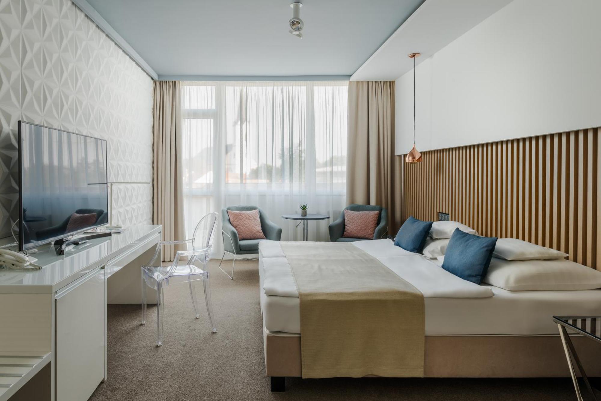 Hotel Bodrog Wellness & Elix Spa Шарошпатак Экстерьер фото